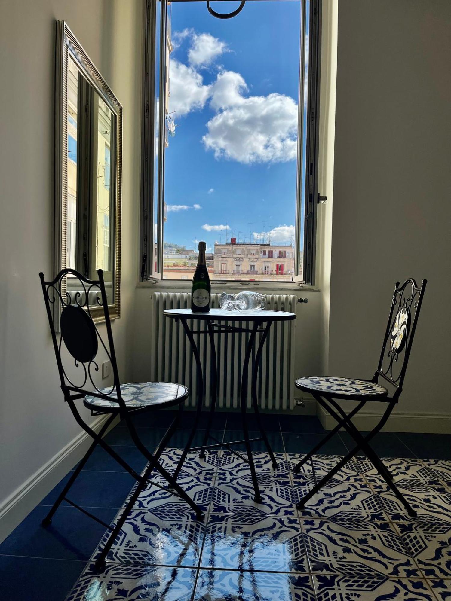 Gramsci 16 Hotel Napoli Eksteriør billede